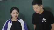 单身小姐姐写作业视频,视频揭秘独居生活学习新方式